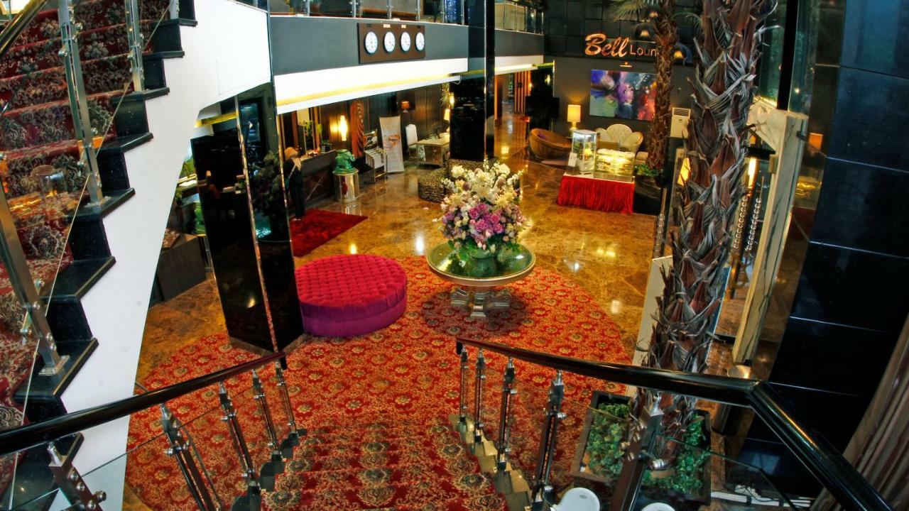 Amaroossa Cosmo Jakarta Buitenkant foto